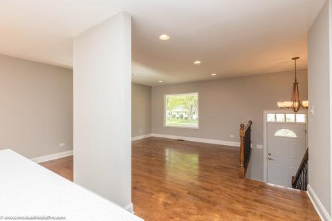 34 Willow Trl, Wheeling, IL 60090 photo 4