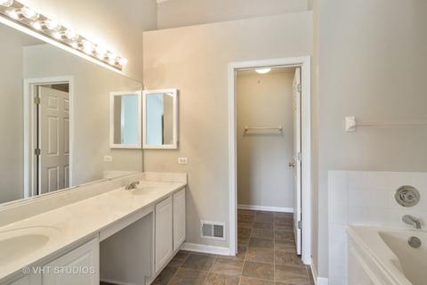 1732 Charles Dr, Wheeling, IL 60090 photo 11