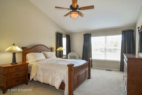 1732 Charles Dr, Wheeling, IL 60090 photo 10