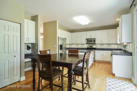 1732 Charles Dr, Wheeling, IL 60090 photo 4
