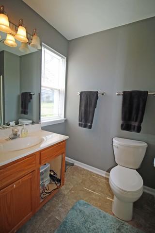 1002 Radclyffe Ct #A, Elgin, IL 60120 photo 10