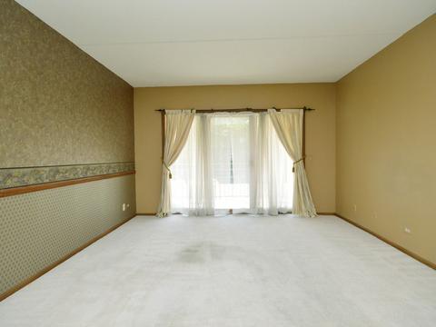 1685 Mill St #204, Des Plaines, IL 60016 photo 12