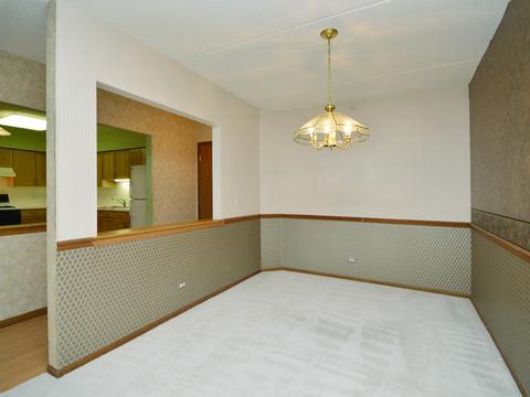 1685 Mill St #204, Des Plaines, IL 60016 photo 10