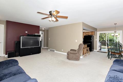 135 Eagle Point Rd, Fox Lake, IL 60020 photo 6