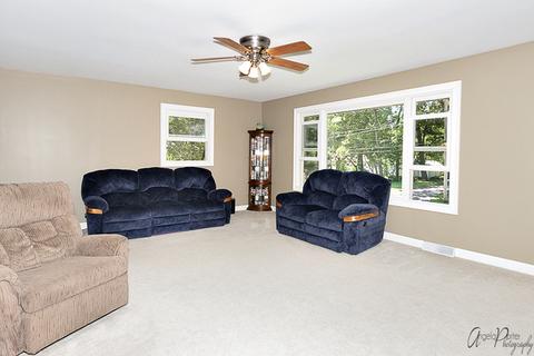 135 Eagle Point Rd, Fox Lake, IL 60020 photo 4