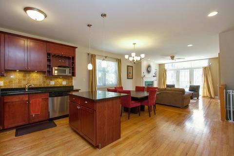 440 E 48th Pl #1, Chicago, IL 60615 photo 3