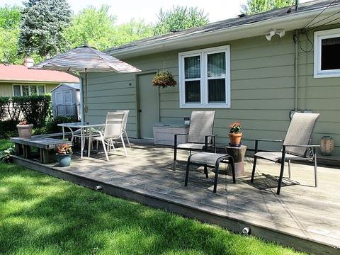 976 Diane Ave, Elgin, IL 60123 photo 15