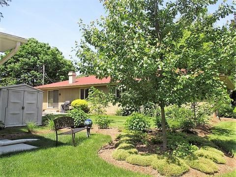 976 Diane Ave, Elgin, IL 60123 photo 20