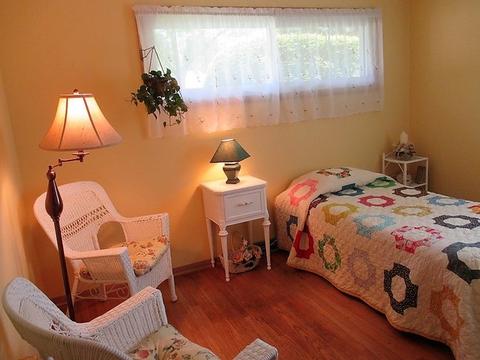 976 Diane Ave, Elgin, IL 60123 photo 9