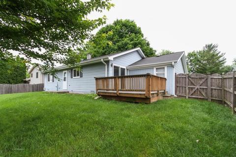 211 Windridge Dr, Mchenry, IL 60050 photo 9