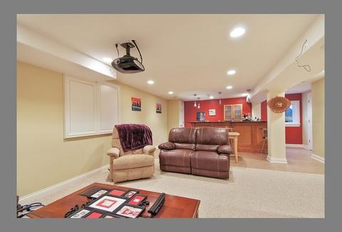 1986 Cheshire Dr, Hoffman Estates, IL 60192 photo 15