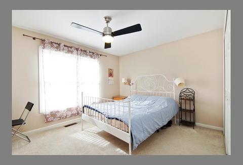 1986 Cheshire Dr, Hoffman Estates, IL 60192 photo 10