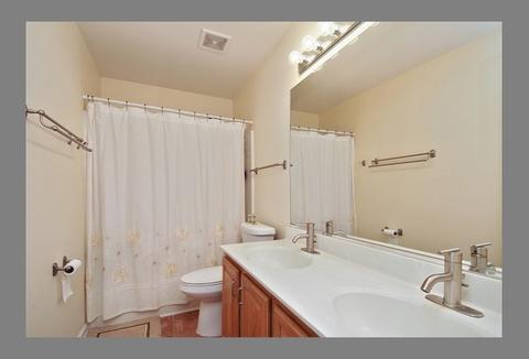 1986 Cheshire Dr, Hoffman Estates, IL 60192 photo 7