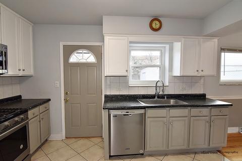 21 E Central Ave, Lombard, IL 60148 photo 4