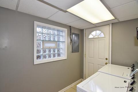21 E Central Ave, Lombard, IL 60148 photo 19