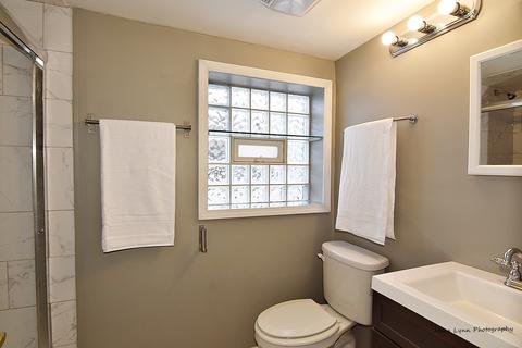 21 E Central Ave, Lombard, IL 60148 photo 17