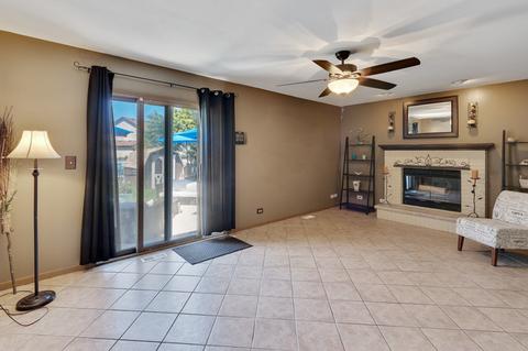 840 Roaring Brook Ln, Algonquin, IL 60102 photo 11
