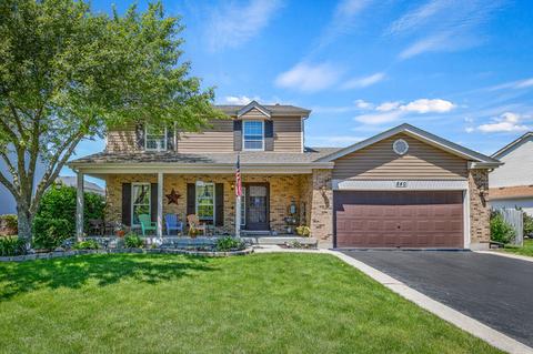 840 Roaring Brook Ln, Algonquin, IL 60102 photo 1