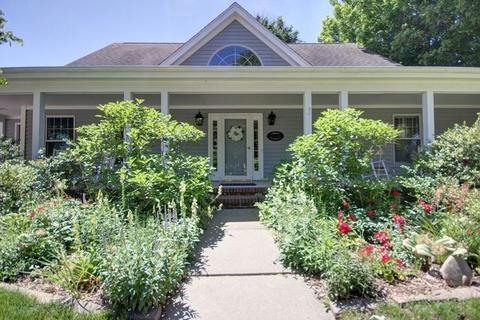 1405 Theodore Dr, Champaign, IL 61821 photo 6