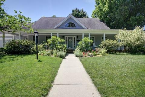 1405 Theodore Dr, Champaign, IL 61821 photo 3