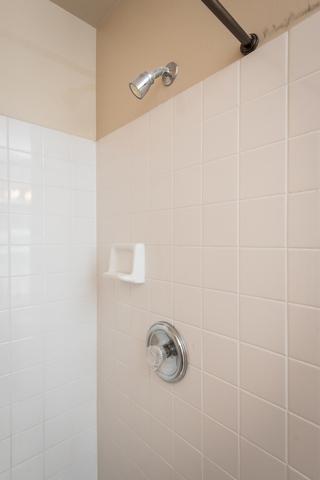 240 Dickens Trl, Elgin, IL 60120 photo 24