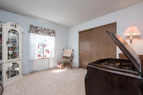 240 Dickens Trl, Elgin, IL 60120 photo 27