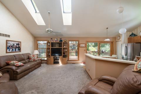 240 Dickens Trl, Elgin, IL 60120 photo 9