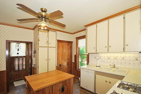 820 Mill St, Elgin, IL 60123 photo 29