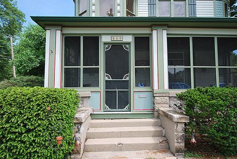 820 Mill St, Elgin, IL 60123 photo 2