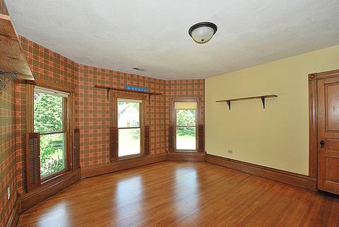 820 Mill St, Elgin, IL 60123 photo 39