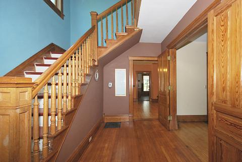 820 Mill St, Elgin, IL 60123 photo 9