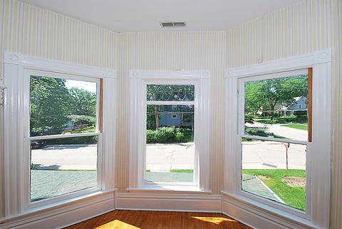 820 Mill St, Elgin, IL 60123 photo 38