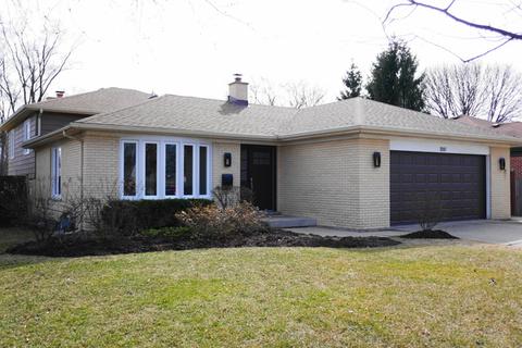2247 Central Rd, Glenview, IL 60025 photo 1