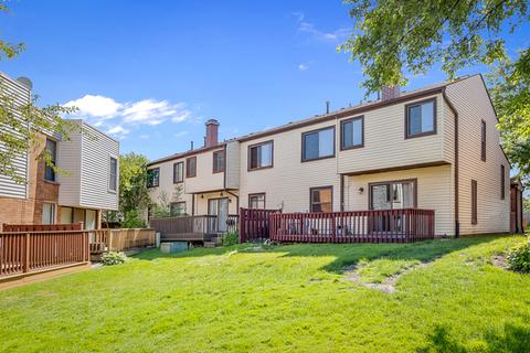 997 Spring Mill Dr, Hoffman Estates, IL 60169 photo 24
