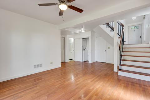 997 Spring Mill Dr, Hoffman Estates, IL 60169 photo 18