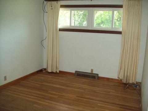 203 W Walnut St, Walnut, IL 61376 photo 9