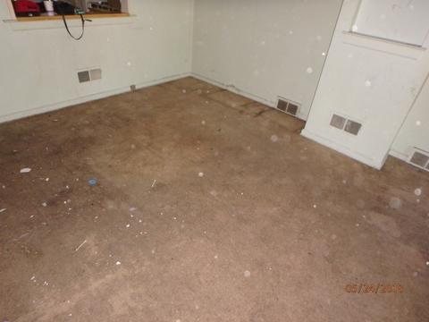 8559 S Ingleside Ave, Chicago, IL 60619 photo 3