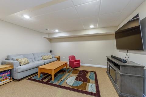 401 Janice Ct, Wheeling, IL 60090 photo 20