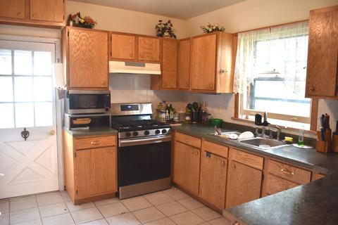 1346 Harding Ave, Des Plaines, IL 60016 photo 4