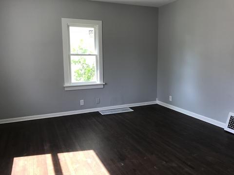 111 Schorie Ave, Joliet, IL 60433 photo 3