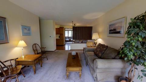 87 E Benton St, Oswego, IL 60543 photo 7