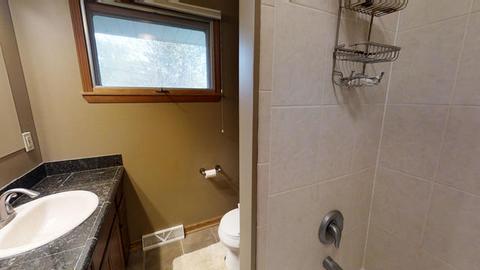 87 E Benton St, Oswego, IL 60543 photo 24
