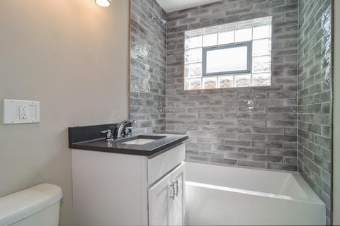 422 E Webster Ave, Elmhurst, IL 60126 photo 11