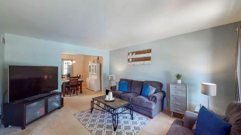 725 Cooper Ct, Aurora, IL 60504 photo 8