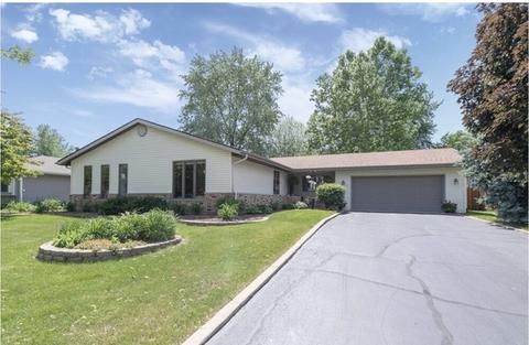111 Deerpath Dr, Minooka, IL 60447 photo 1