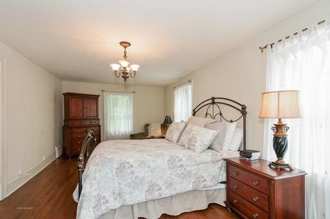 1237 Golf Cir, Wheaton, IL 60189 photo 10