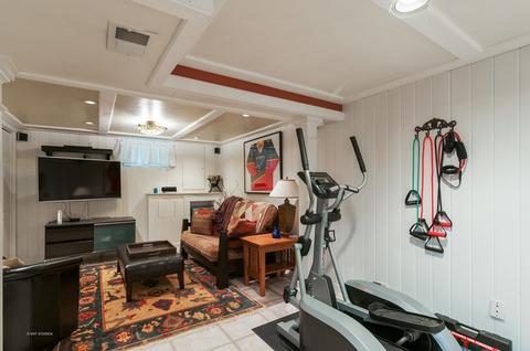1237 Golf Cir, Wheaton, IL 60189 photo 16
