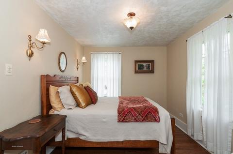 1237 Golf Cir, Wheaton, IL 60189 photo 12