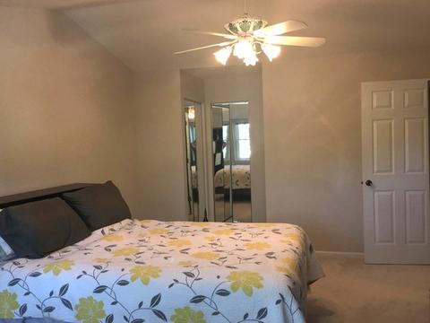 1402 Shore Ct #C2, Wheeling, IL 60090 photo 13