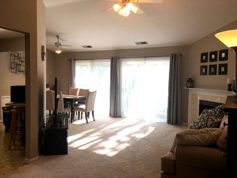 1402 Shore Ct #C2, Wheeling, IL 60090 photo 3